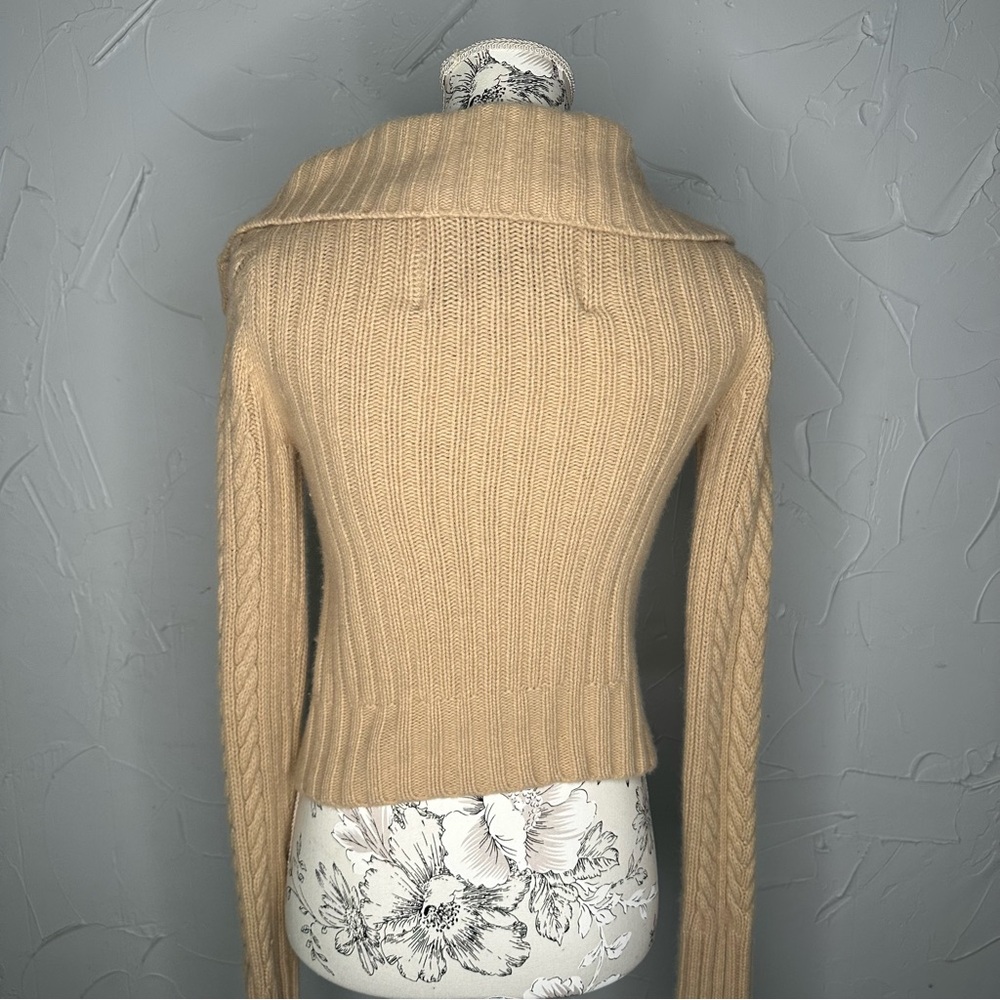 abercrombie and fitch sweater | SIZE M fits small - Picture 2 of 7